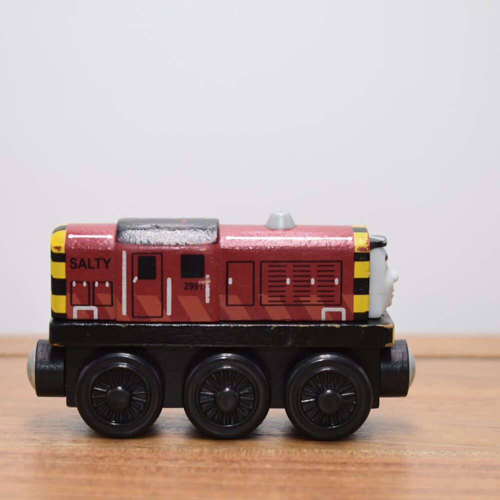 Salty Wooden Railway Thomas the Train Tank Engine Friends Red Yellow 2003 VTG - Picture 4 of 7